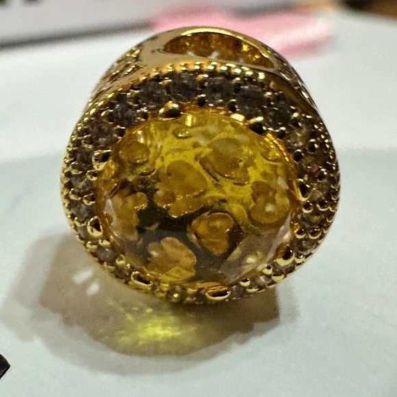 AUTHENTIC PANDORA GOLDEN FASCETED GOLD PLATED MURANO GLASS CHARM , RETIRED - Picture 4 of 6